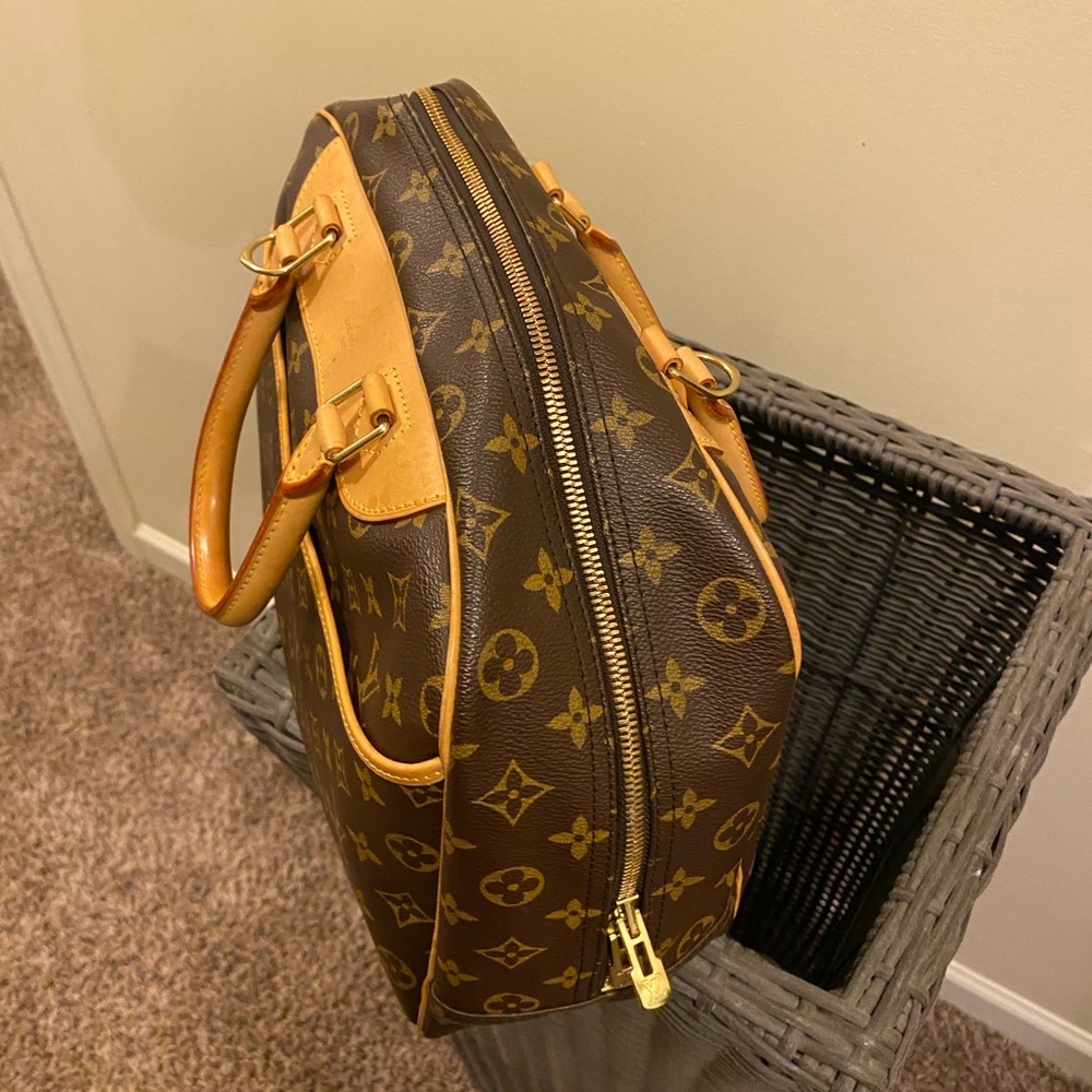 $1350 - Picture 3 of 8